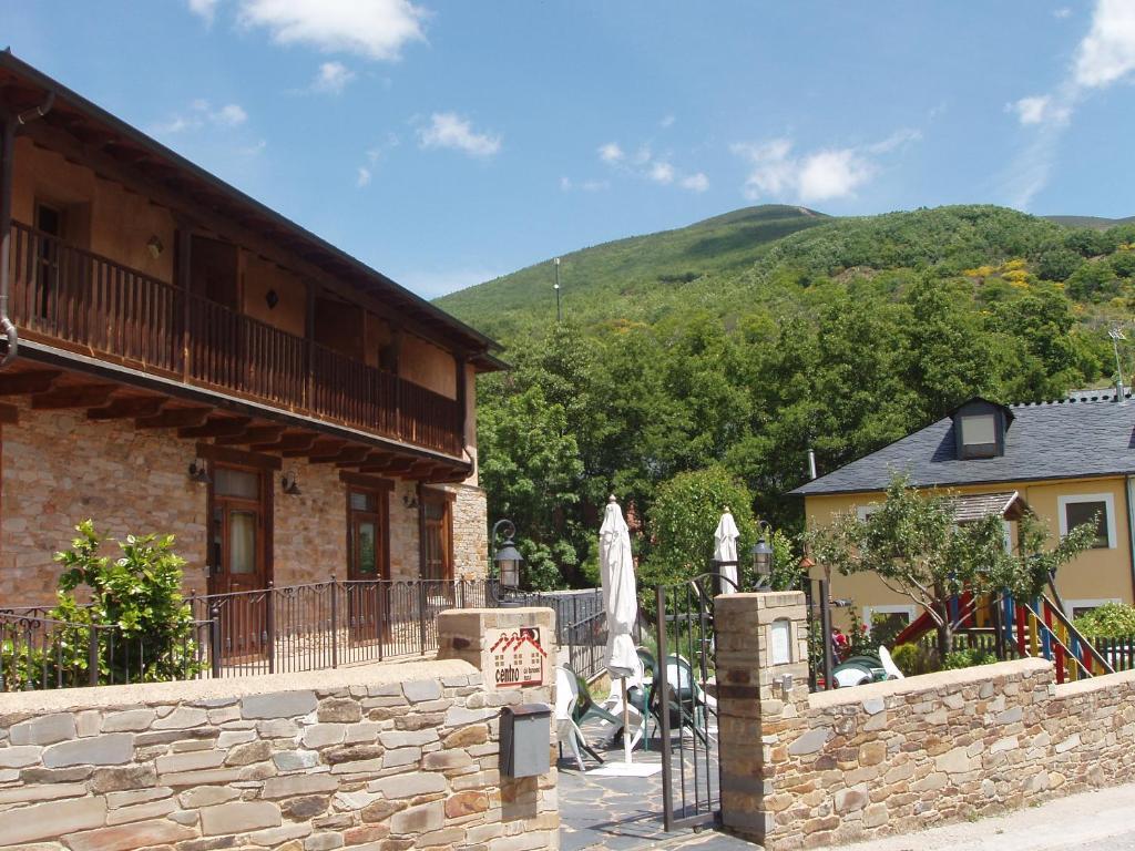 Las Fontaninas Noceda del Bierzo المظهر الخارجي الصورة